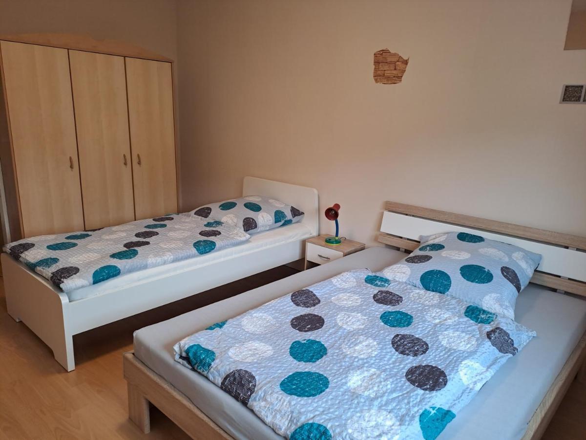 Ferienwohnung Schleiten Püttlingen Εξωτερικό φωτογραφία